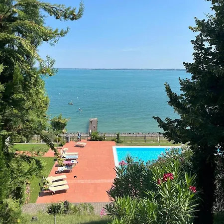 Apartman Garda - Direct Access To 3 Pools