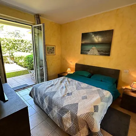Garda - Direct Access To 3 Pools Padenghe sul Garda